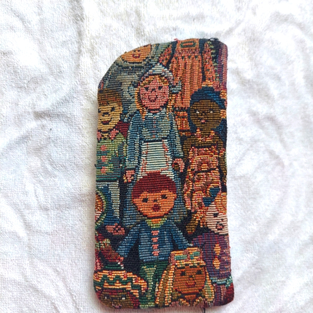 Vintage Tapestry Glasses Case